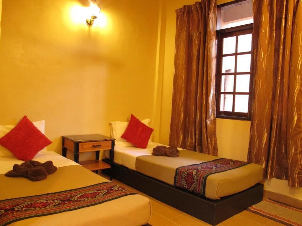 โอมบัค ไดฟ์ รีสอร์ต Hotel Pulau Perhentian Kecil ภายนอก รูปภาพ