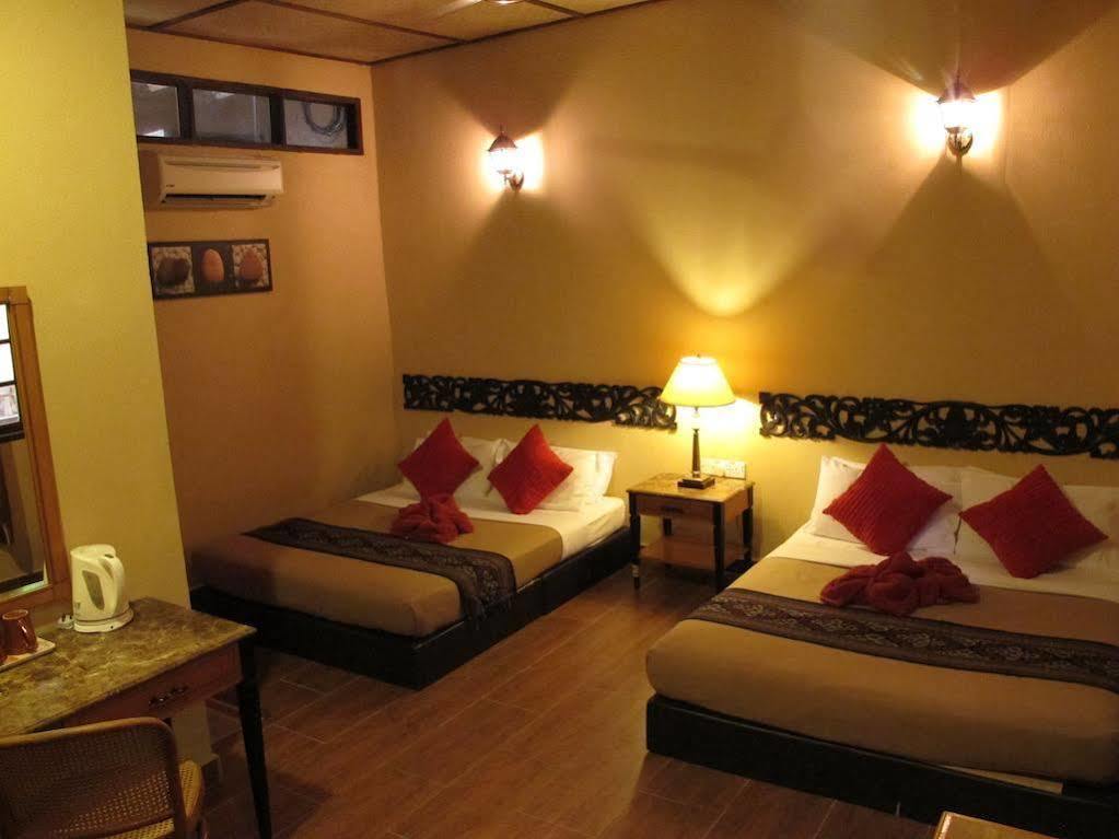 โอมบัค ไดฟ์ รีสอร์ต Hotel Pulau Perhentian Kecil ภายนอก รูปภาพ