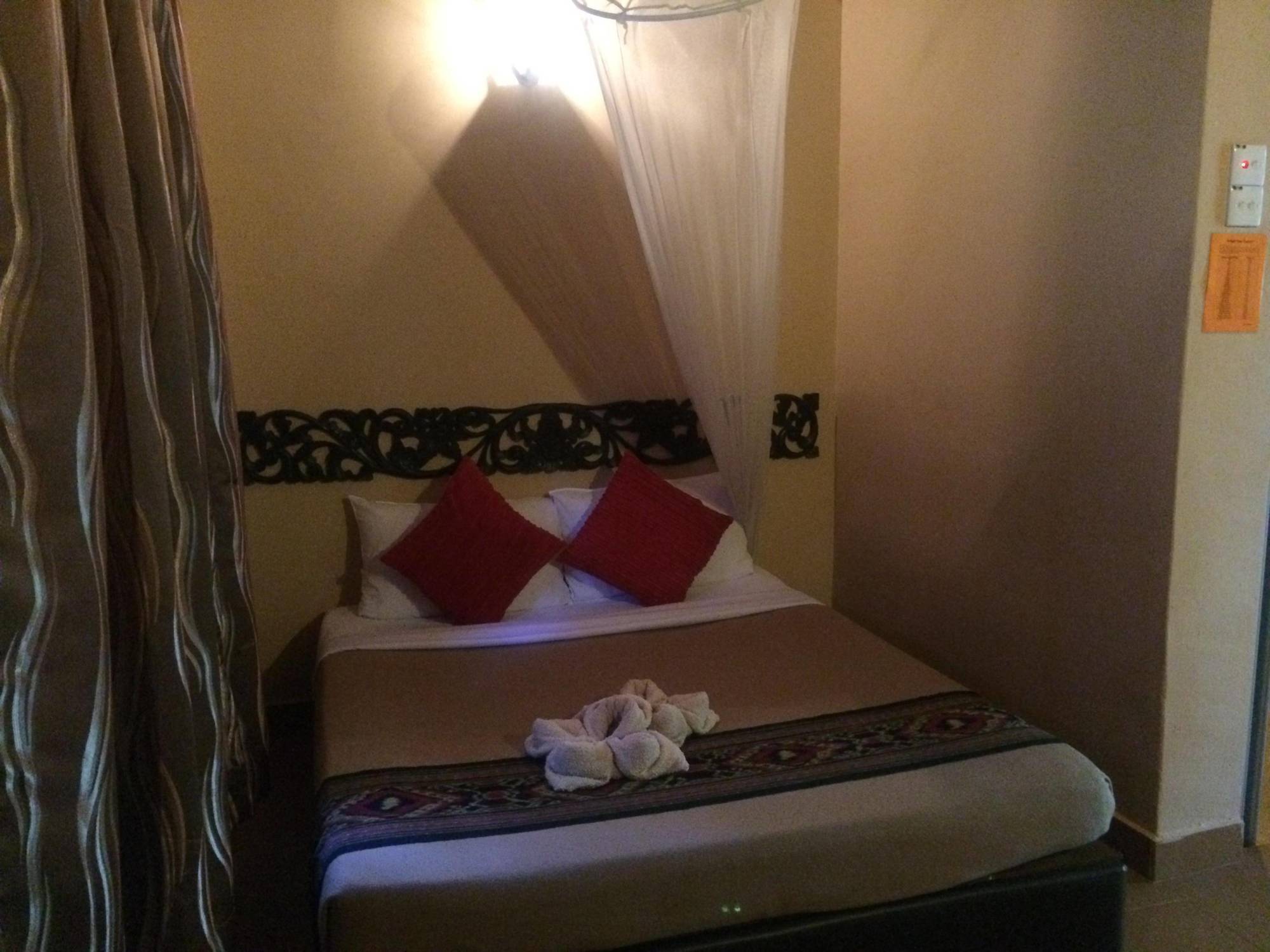 โอมบัค ไดฟ์ รีสอร์ต Hotel Pulau Perhentian Kecil ภายนอก รูปภาพ